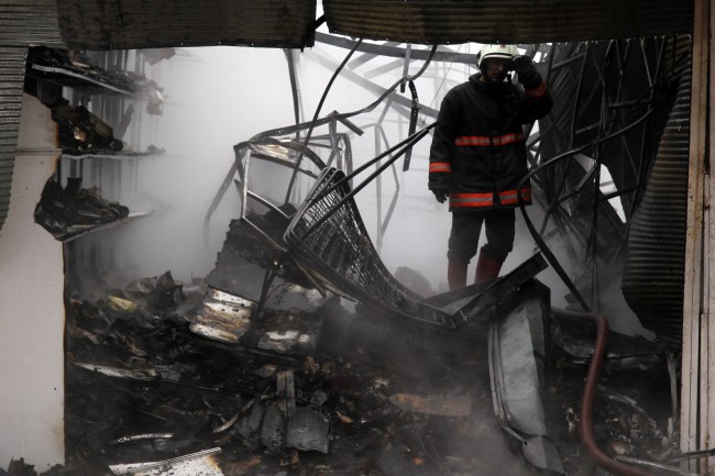 Ankara Osmanlı Halk Pazarı'nda yangın 13