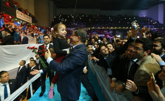 AK Parti Geçlik Kongresi'nde Hoca ile selfie yarışı 8