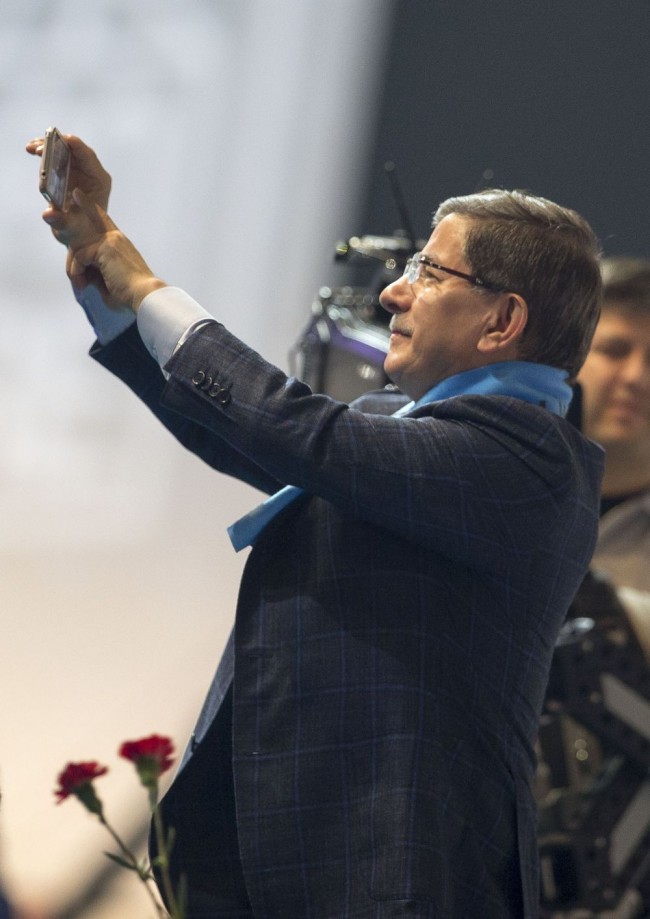 AK Parti Geçlik Kongresi'nde Hoca ile selfie yarışı 4