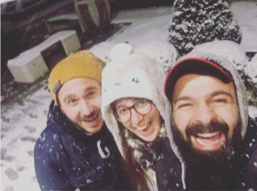 Instagram'da ünlülerin kar fotoğrafları 7