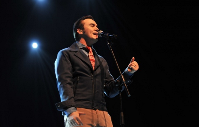 Instagram'da en çok takip edilen Türk ünlüler 9