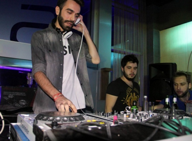 Instagram'da en çok takip edilen Türk ünlüler 18