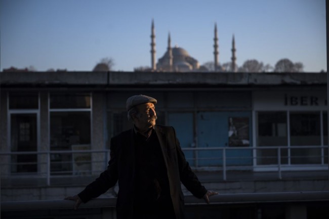 Unkapanı Plakçılar Çarşısı'nda in cin top atıyor 5