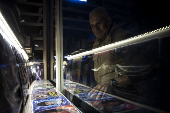 Unkapanı Plakçılar Çarşısı'nda in cin top atıyor 8