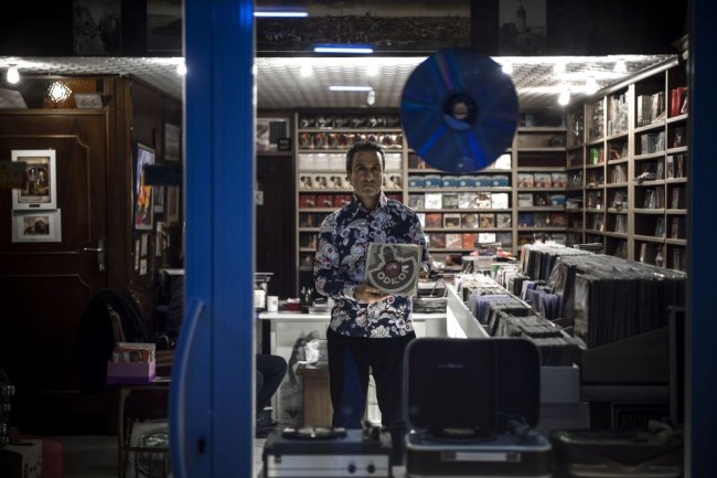 Unkapanı Plakçılar Çarşısı'nda in cin top atıyor 9