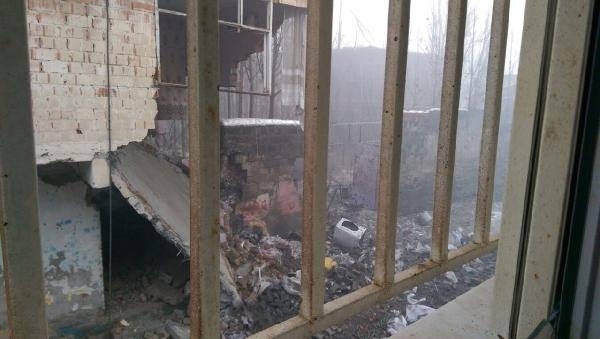 Sur'u harabeye çevirip kaçtılar 22