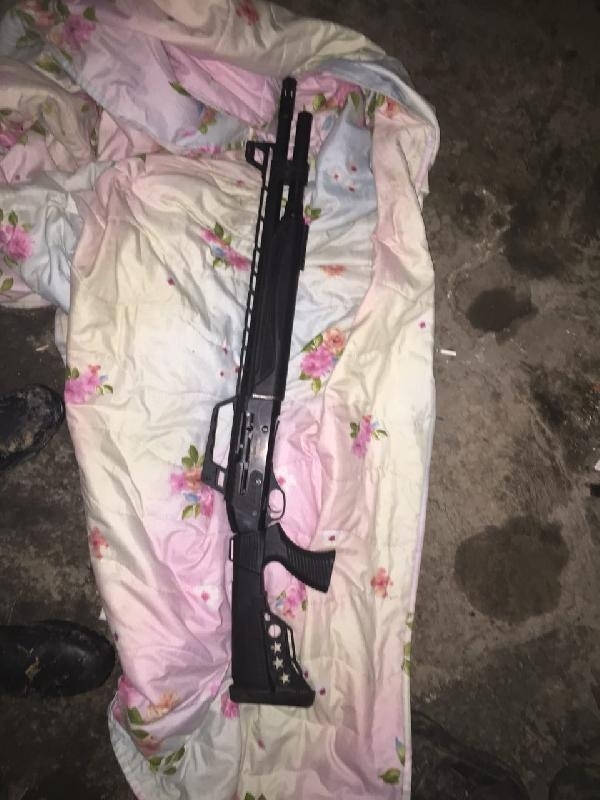 Sur'u harabeye çevirip kaçtılar 9