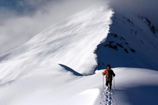 Karlı zirvede adrenalin yürüyüşü 8