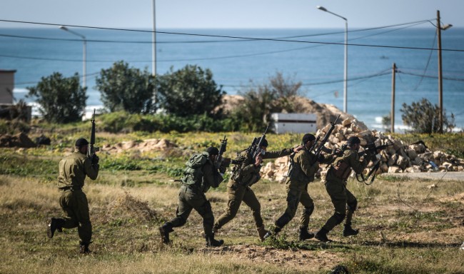 Gazze'de mezuniyet töreni 4