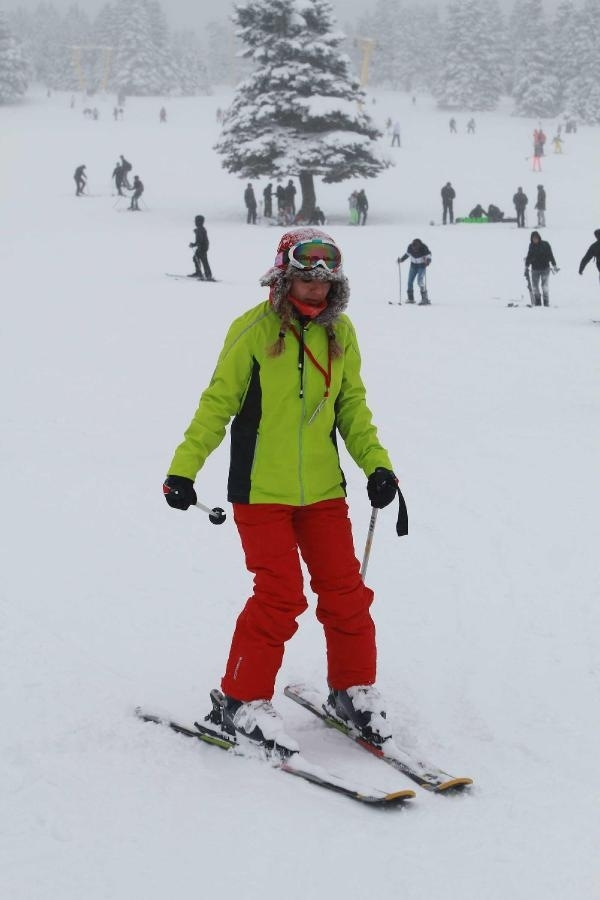 Uludağ'da kar kalınlığı 95 cm oldu turistler akın etti 10