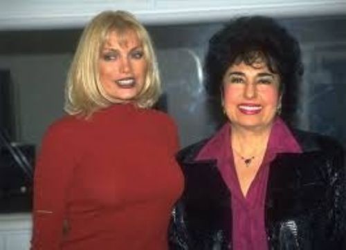 Erken yaşlarda kalp kriziyle üzen ünlüler 7