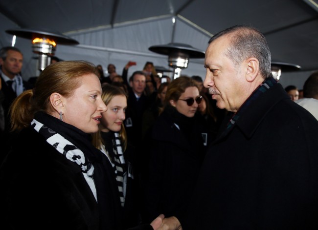 Mustafa Koç çelenklerle uğurlandı 19