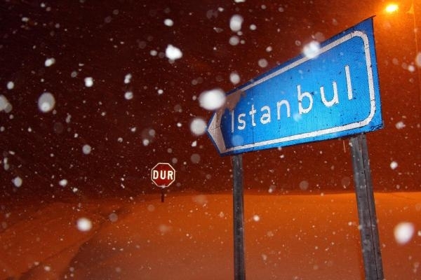 Bolu Dağı'nda kar ve tipi ulaşımı durdurdu 5