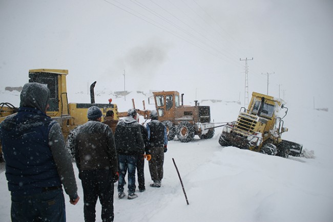 Kepçe deviren kar 10