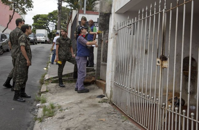 Sivrisineklere karşı 220 bin asker 5