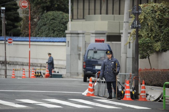 Japonya, Bakanlık binasına Patriot füzesi yerleştirdi 9