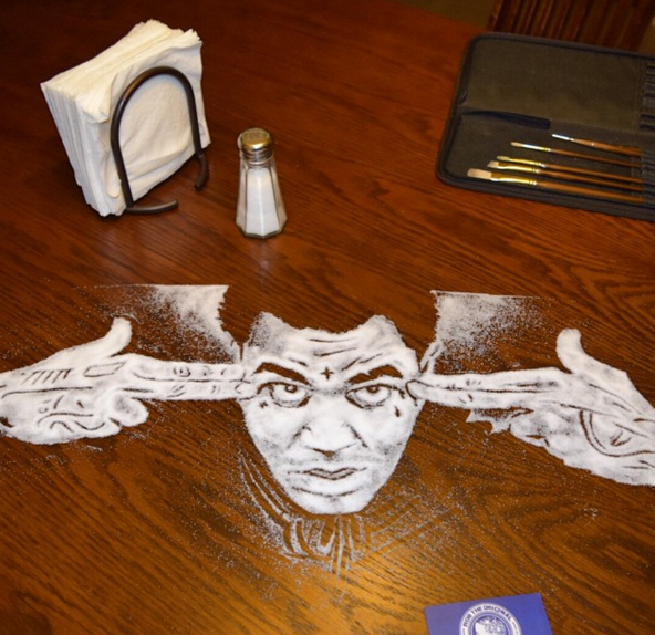 Tuzdan portreler şaşkına çeviriyor 5