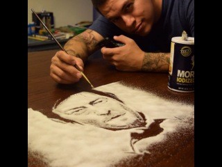 Tuzdan portreler şaşkına çeviriyor 1