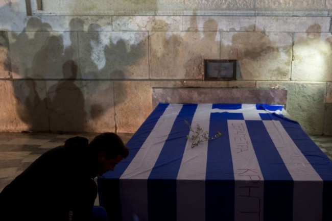 Atina'da traktörlü isyan 8