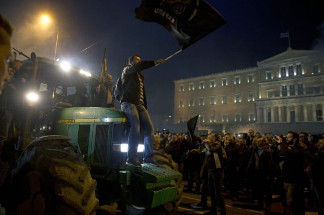 Atina'da traktörlü isyan 1