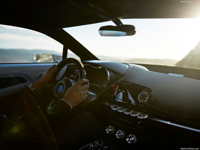 Renault, Alpine Vision'u tanıttı 20