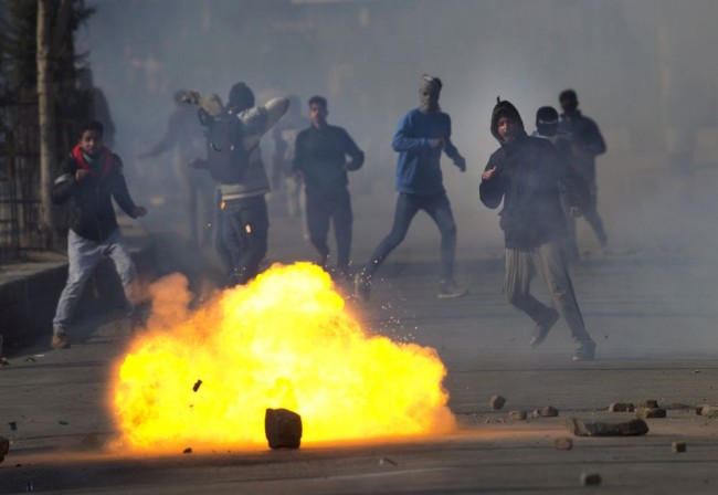 Hindistan'da kast ve su protestoları: 10 ölü 5