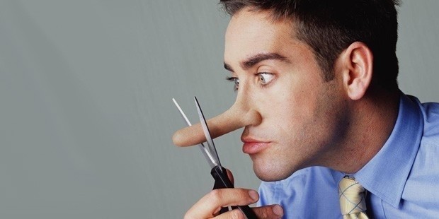 Karşımızdakinin yalan söylediği nasıl anlaşılır? 1