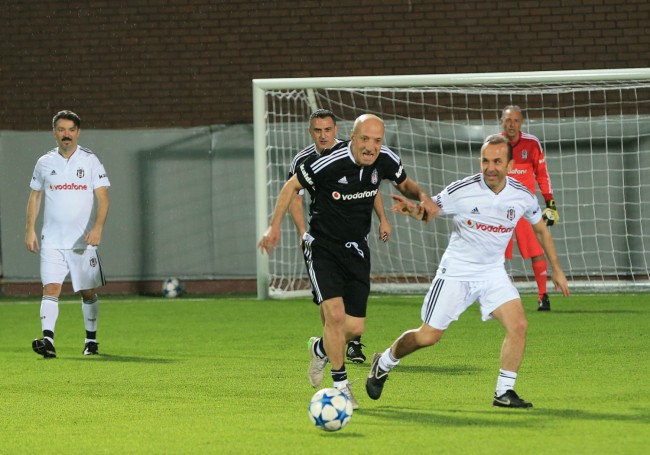 Efsaneler sahaya indi 7