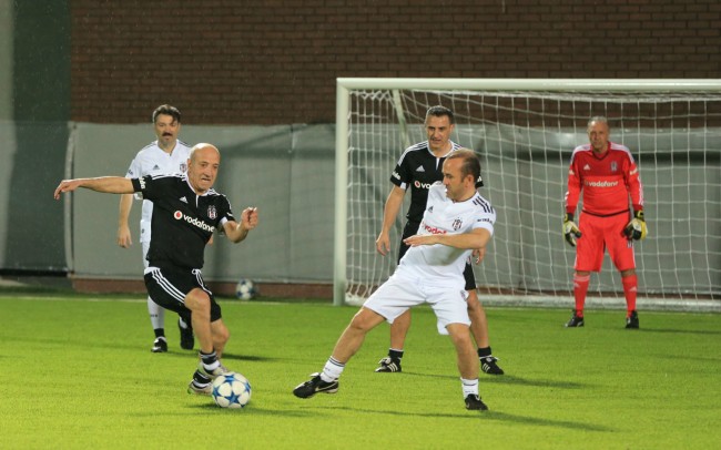 Efsaneler sahaya indi 6