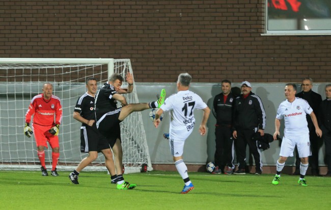 Efsaneler sahaya indi 3