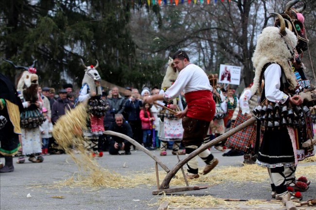 Bulgaristan'da bir antikçağ geleneği: "Kukerlandia" 11