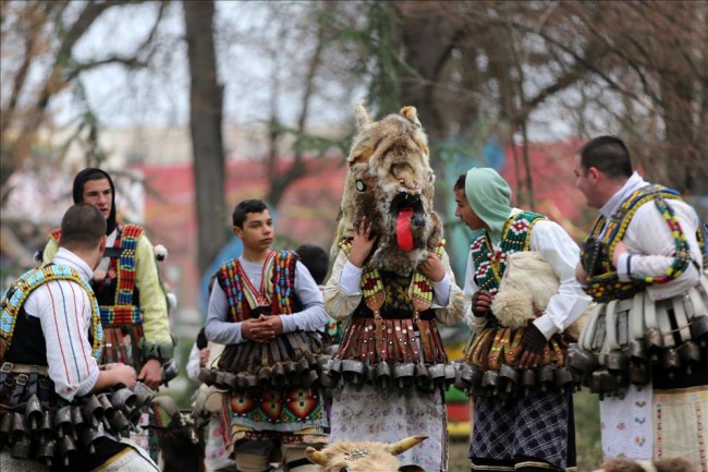 Bulgaristan'da bir antikçağ geleneği: "Kukerlandia" 12