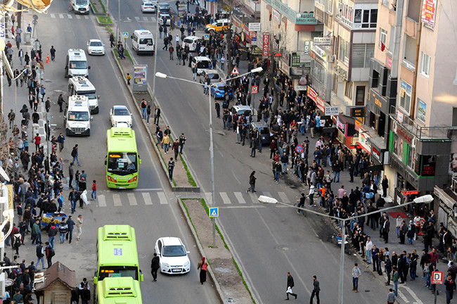 Diyarbakır halkı PKK'ya en ağır darbeyi indirdi 17