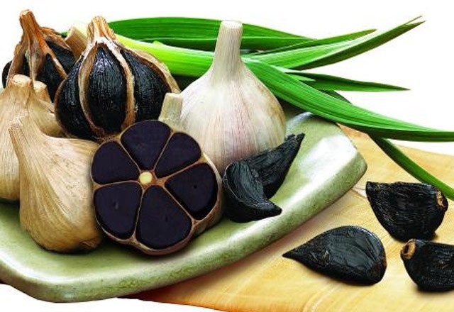 Bütün dertlere şifa siyah sarımsak 1