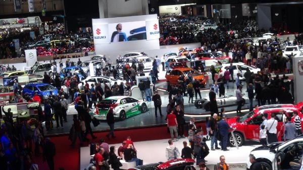 86. Cenevre Otomobil Fuarı'na büyük ilgi 4