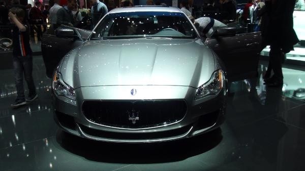 86. Cenevre Otomobil Fuarı'na büyük ilgi 2