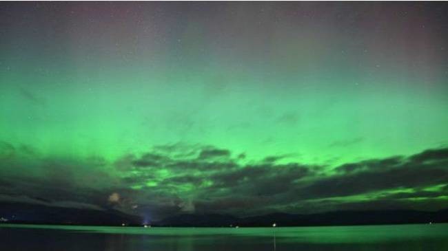 Kuzey Işıkları İngiltere'yi rengarenk boyadı 6