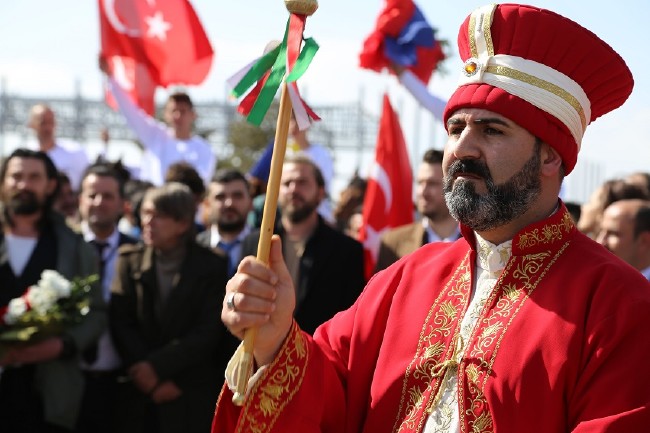 "Diriliş Ertuğrul" ekibine mehteranlı karşılama 15