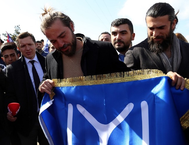 "Diriliş Ertuğrul" ekibine mehteranlı karşılama 5