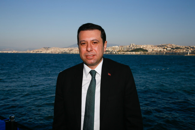 İzmir trafiğine "ay yıldız" adasıyla çözüm 9