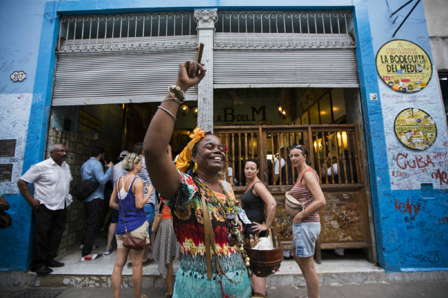 Obama'dan Küba'ya tarihi ziyaret 6