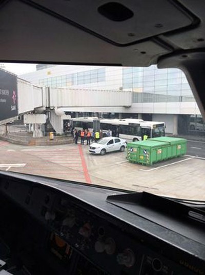 Brüksel'de meydana gelen patlamadan ilk görüntüler 25