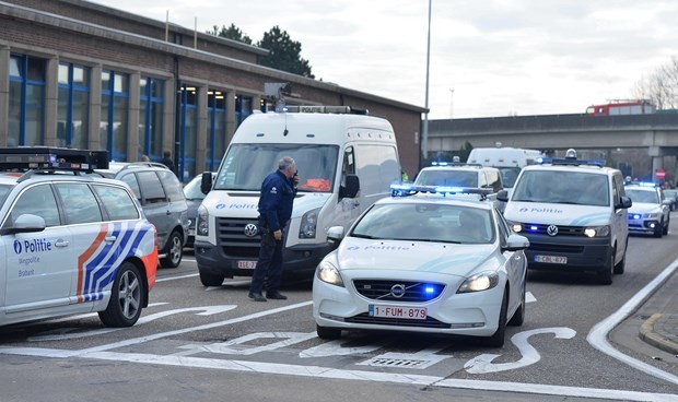 Brüksel'de meydana gelen patlamadan ilk görüntüler 39