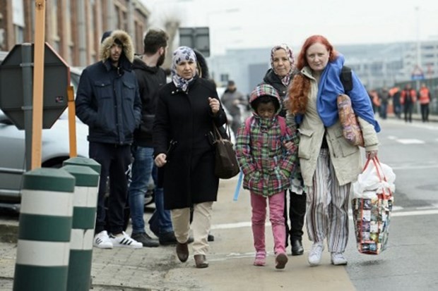 Brüksel'de meydana gelen patlamadan ilk görüntüler 43