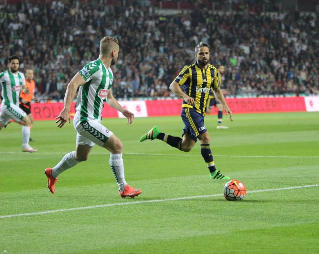 Pereira 3 numara küçük geliyor 11