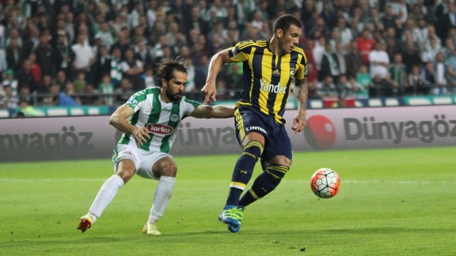 Pereira 3 numara küçük geliyor 10