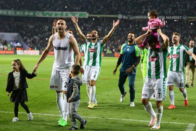 Pereira 3 numara küçük geliyor 6