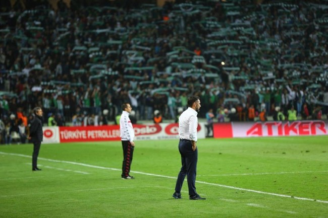 Pereira 3 numara küçük geliyor 5