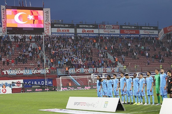 Futbolcular ligi kafasında bitirmiş 1