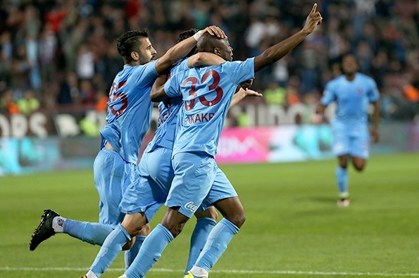 Futbolcular ligi kafasında bitirmiş 3